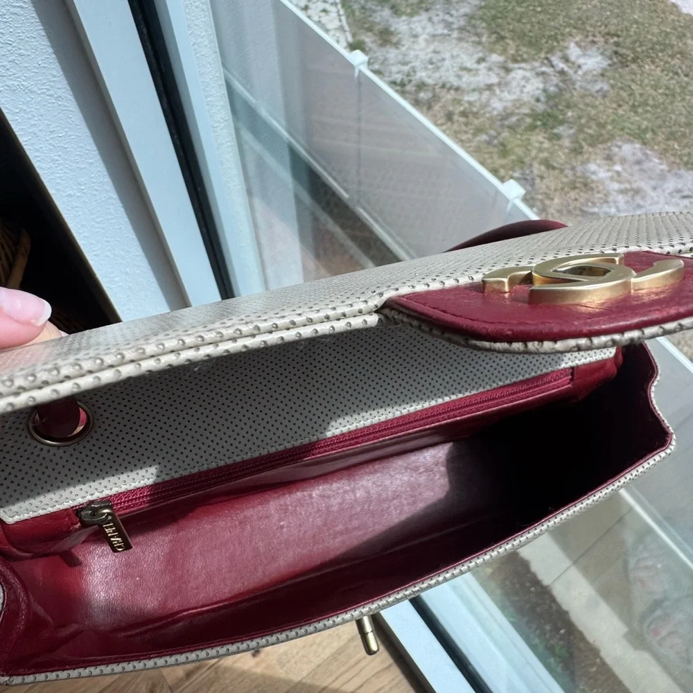 CHANEL Vintage Top Handle Shoulder Bag – Perforated Leather, Authentic - Picture 5 of 12